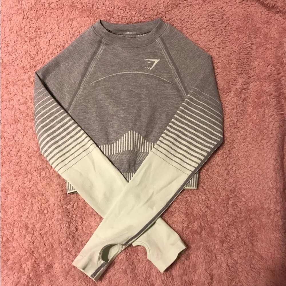 SOLD Gymshark Amplify Seamless Crop Top